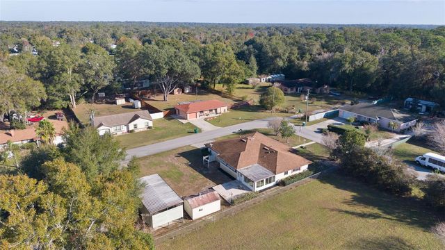 602 FOURTH AVENUE, Lady Lake, FL 32159