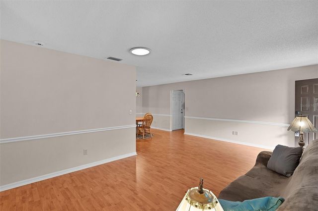 602 FOURTH AVENUE, Lady Lake, FL 32159