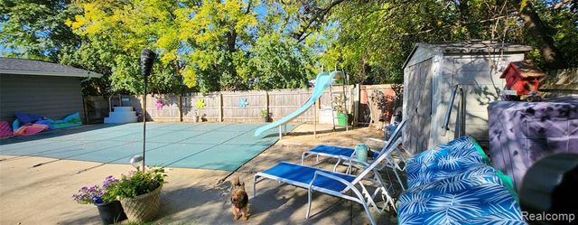 1069 Elodie Drive, Flint, MI 48532