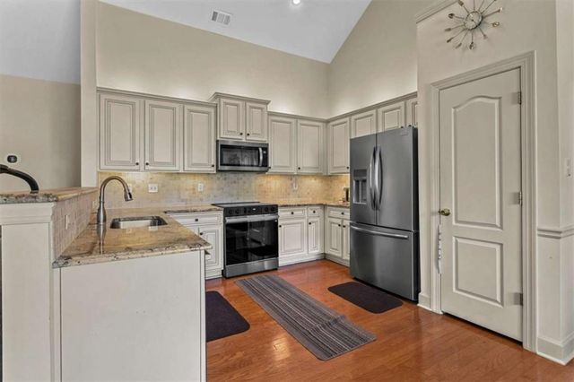 2245 Hickory Station Circle, Snellville, GA 30078