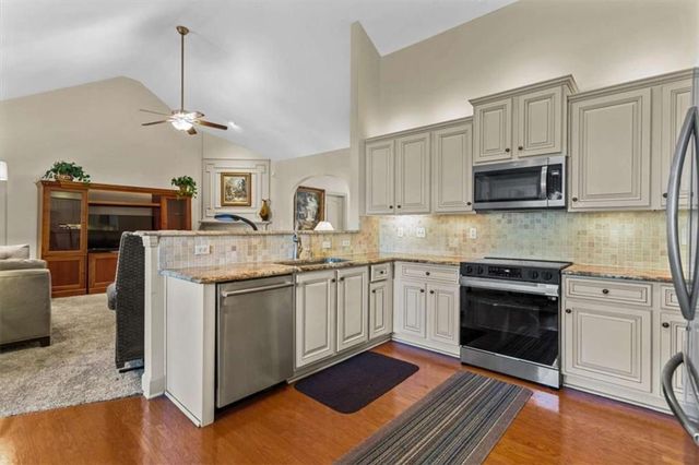 2245 Hickory Station Circle, Snellville, GA 30078