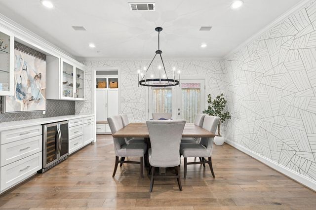 4424 Betty Street, Bellaire, TX 77401