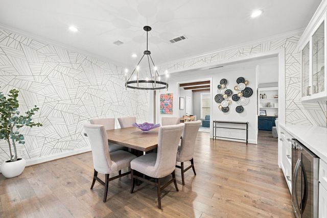 4424 Betty Street, Bellaire, TX 77401