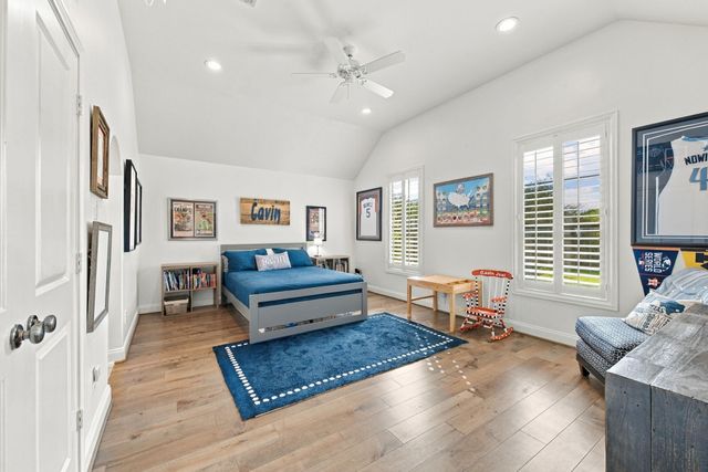 4424 Betty Street, Bellaire, TX 77401
