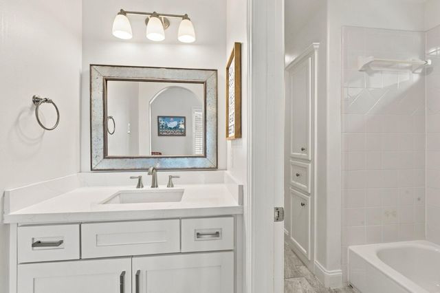 4424 Betty Street, Bellaire, TX 77401