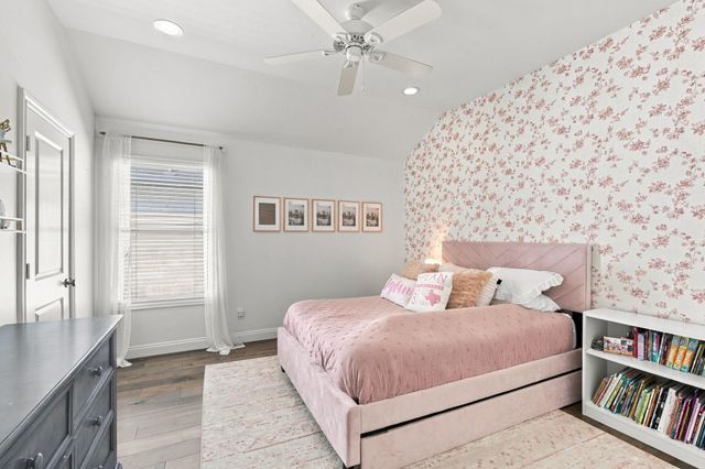 4424 Betty Street, Bellaire, TX 77401