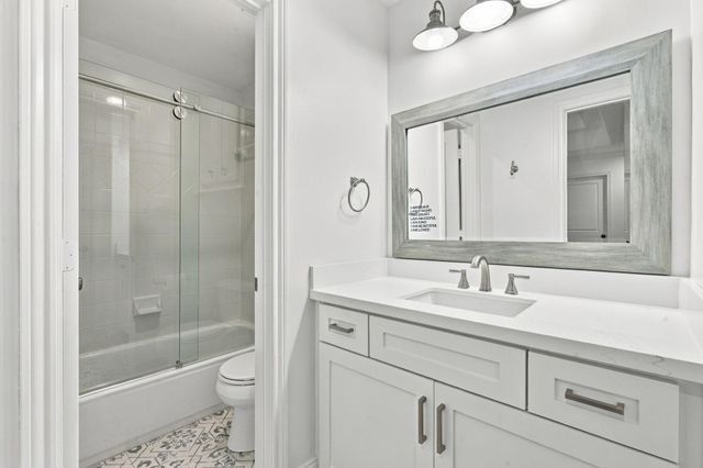 4424 Betty Street, Bellaire, TX 77401