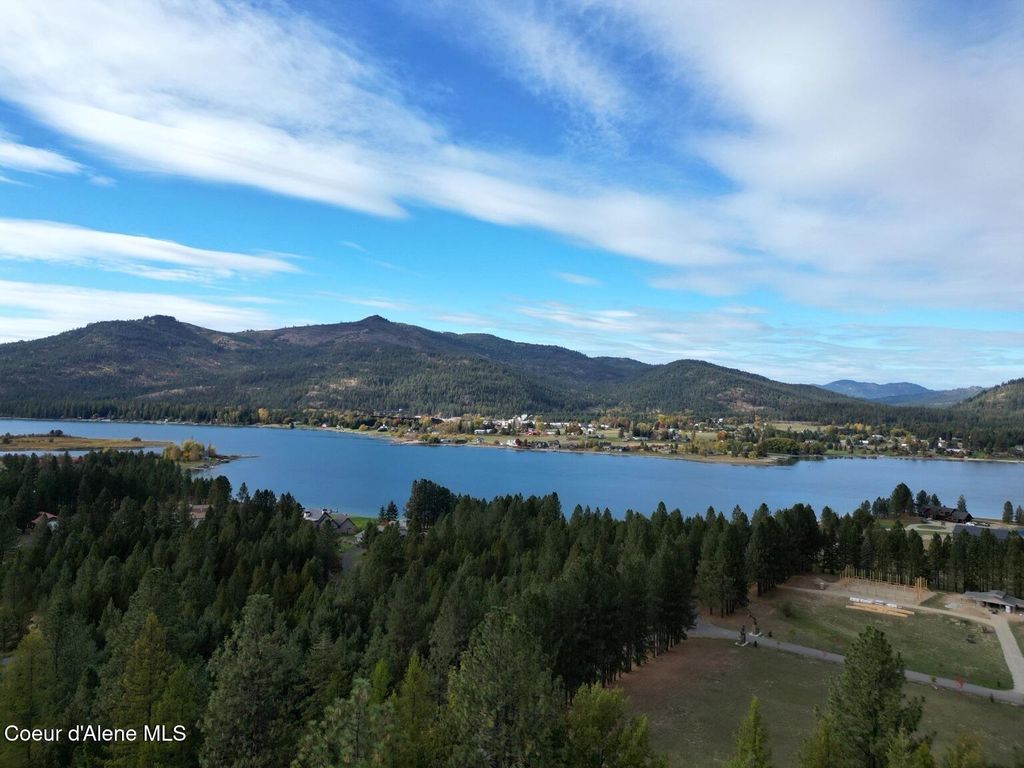 273 Riverbend Ridge RD, Sagle, ID 83860 photo 2