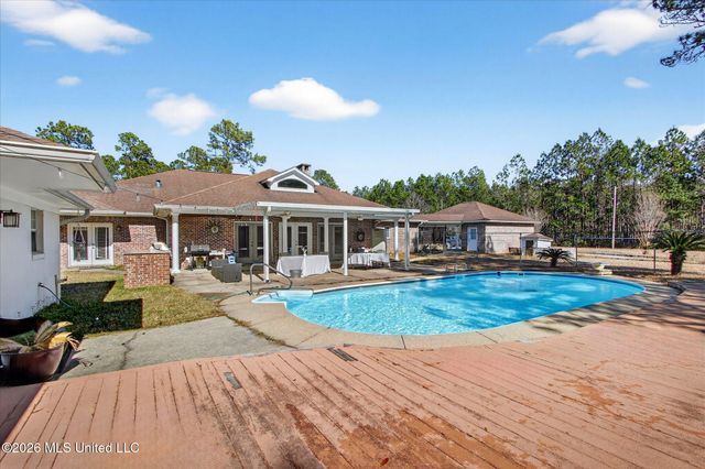 20419 Robinson Road, Gulfport, MS 39503