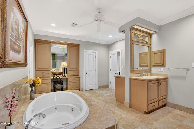 20419 Robinson Road, Gulfport, MS 39503