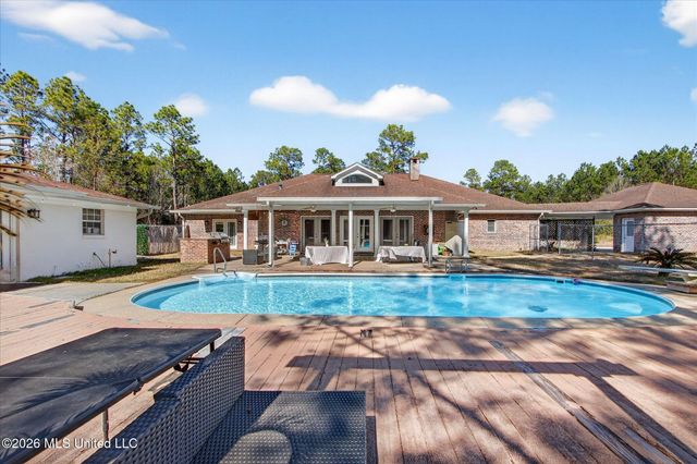 20419 Robinson Road, Gulfport, MS 39503