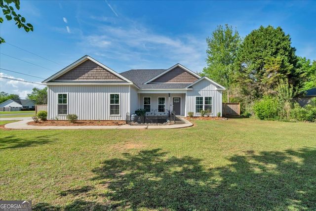 144 Summit Drive, Byron, GA 31008