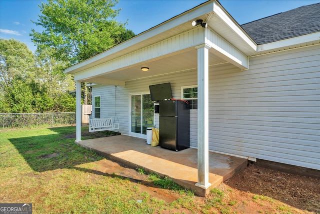 144 Summit Drive, Byron, GA 31008