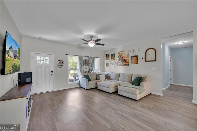 144 Summit Drive, Byron, GA 31008