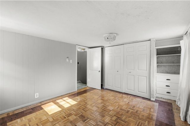 59 Pinecrest Drive, Pawtucket, RI 02861
