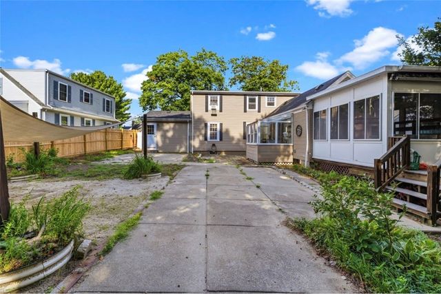 59 Pinecrest Drive, Pawtucket, RI 02861