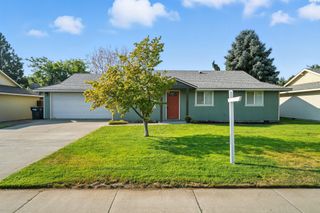 4721 Holly Way, West Richland, WA 99353