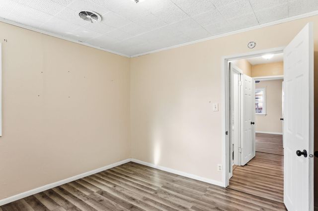 571 Ironton Street NE, Fridley, MN 55432