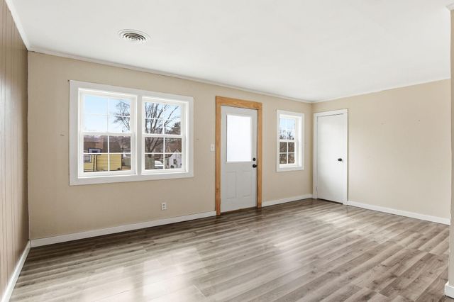 571 Ironton Street NE, Fridley, MN 55432