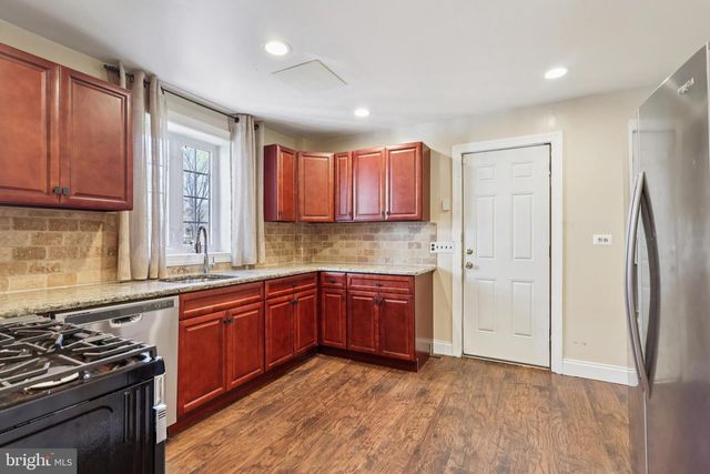 422 SUMMER AVE, Edgewater Park, NJ 08010