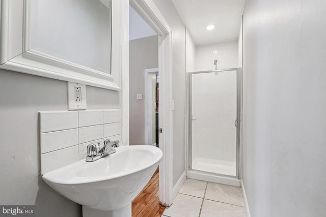 422 SUMMER AVE, Edgewater Park, NJ 08010