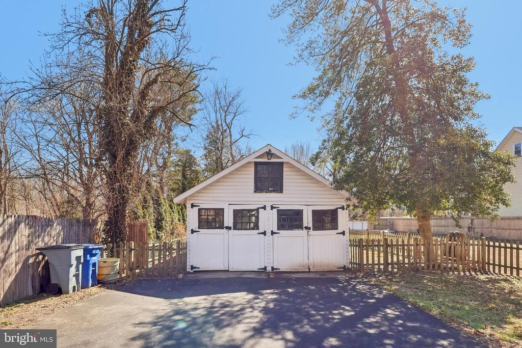 Image 51 of property listing at 422 SUMMER AVE, Edgewater Park, NJ 08010