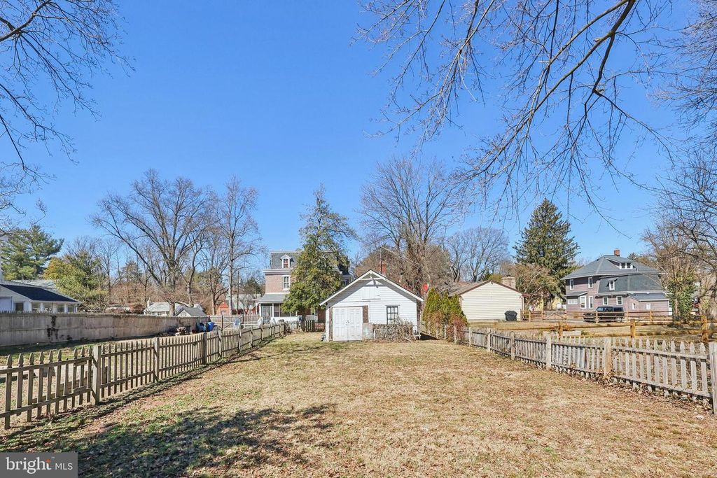 Image 54 of property listing at 422 SUMMER AVE, Edgewater Park, NJ 08010