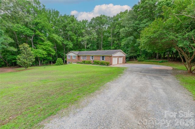 1735 Saddlewood Drive, Fort Mill, SC 29715