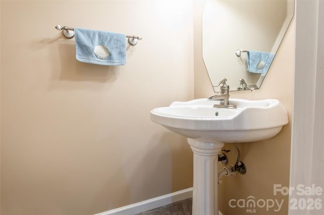 1735 Saddlewood Drive, Fort Mill, SC 29715