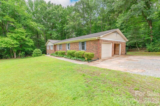 1735 Saddlewood Drive, Fort Mill, SC 29715