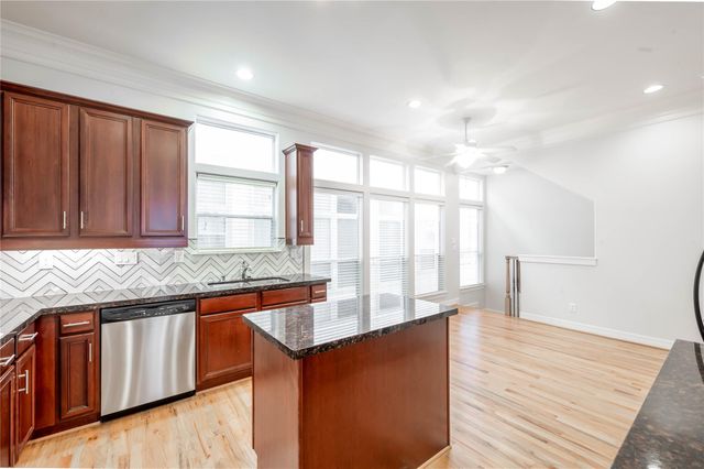 643 Hartman Street, Houston, TX 77007