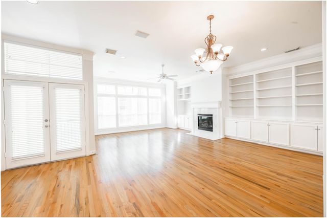 643 Hartman Street, Houston, TX 77007