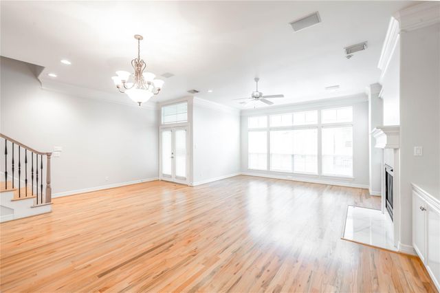 643 Hartman Street, Houston, TX 77007