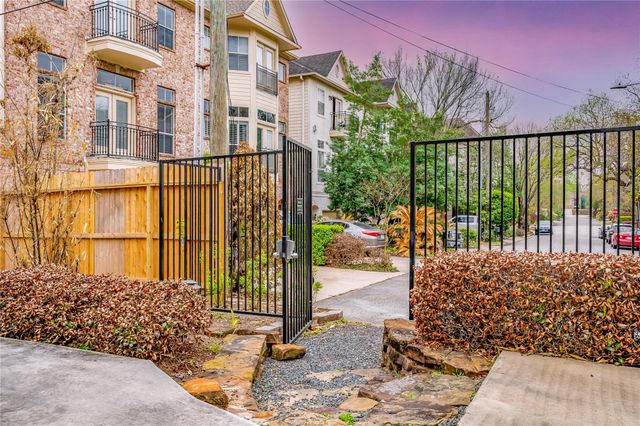 643 Hartman Street, Houston, TX 77007