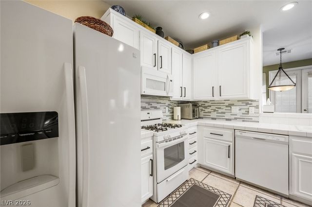 939 Paisley Street, Las Vegas, NV 89145