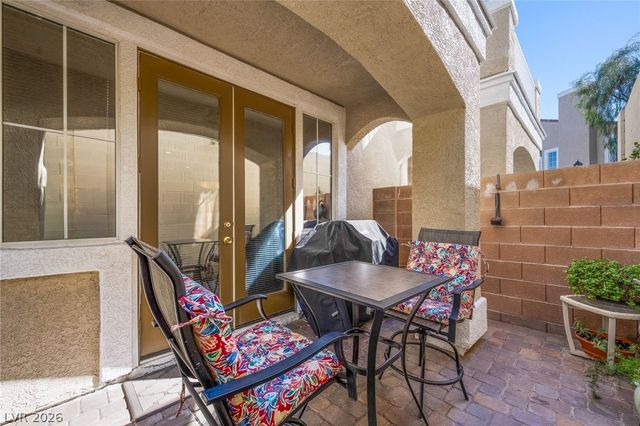 939 Paisley Street, Las Vegas, NV 89145