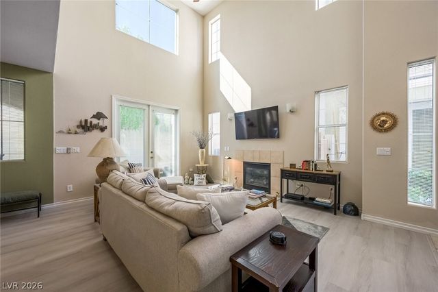 939 Paisley Street, Las Vegas, NV 89145