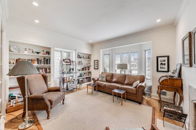 213 Kenwood Place, Michigan City, IN 46360