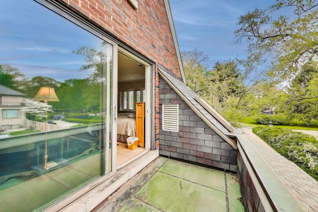 213 Kenwood Place, Michigan City, IN 46360