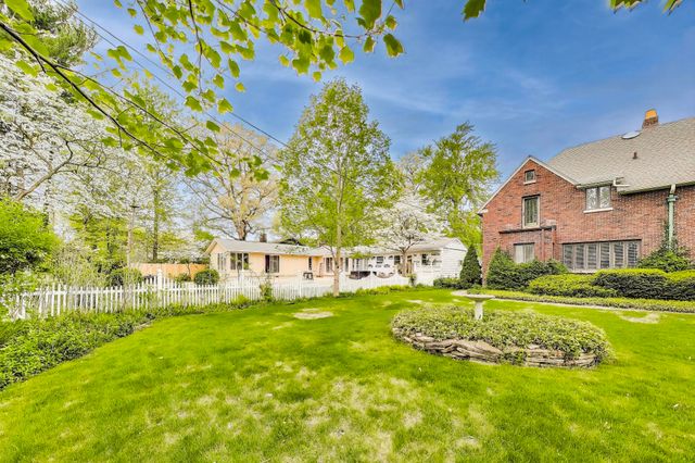 213 Kenwood Place, Michigan City, IN 46360