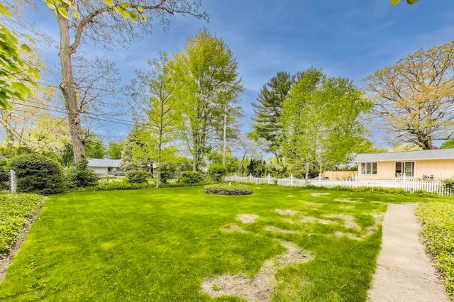 213 Kenwood Place, Michigan City, IN 46360