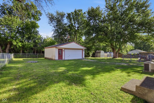 2924 Merts Drive, Indianapolis, IN 46237