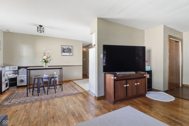 2924 Merts Drive, Indianapolis, IN 46237