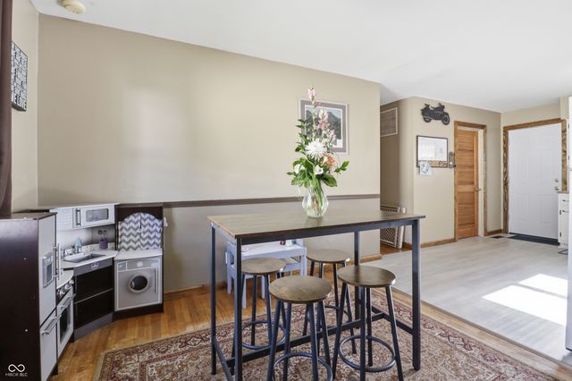 2924 Merts Drive, Indianapolis, IN 46237