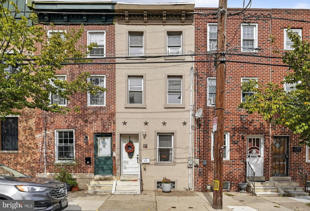 2314 EMERALD ST, Philadelphia, PA 19125