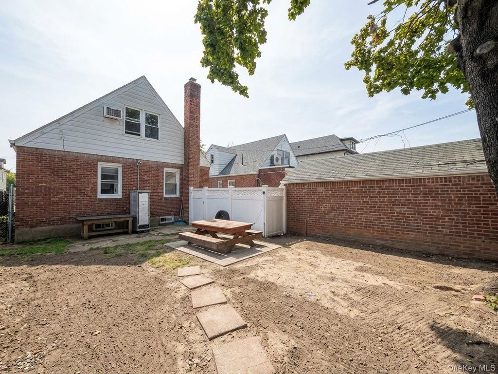 6953 183rd Street, Fresh Meadows, NY 11365 — exterior