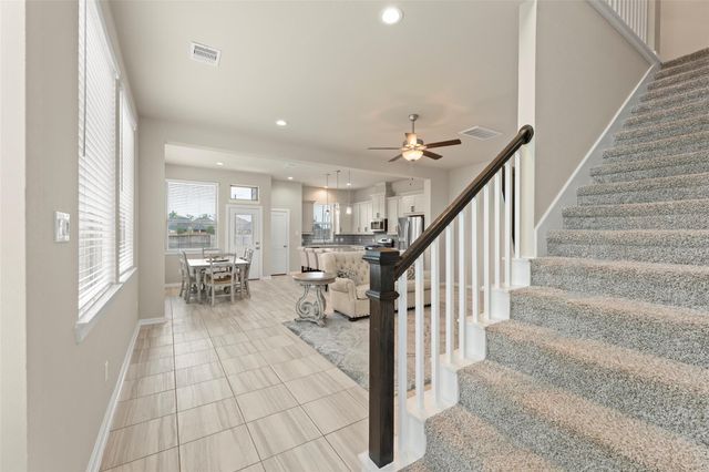 1607 Rustling Creek Drive, Missouri City, TX 77459