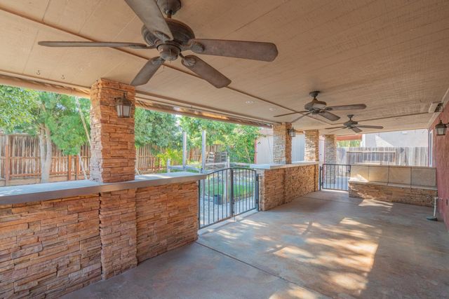 2337 Rainwood Ln, Oakdale, CA 95361