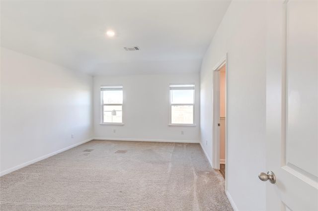 109 Riverdale DR, Jarrell, TX 76537