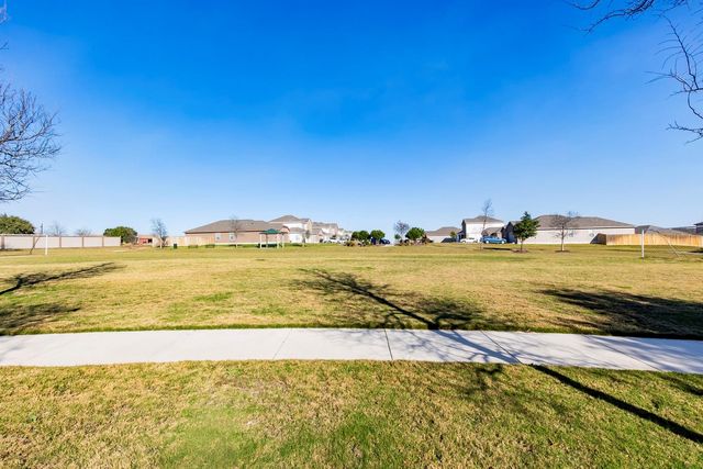109 Riverdale DR, Jarrell, TX 76537